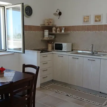 בית נופש L'antico Orto אוסטוני